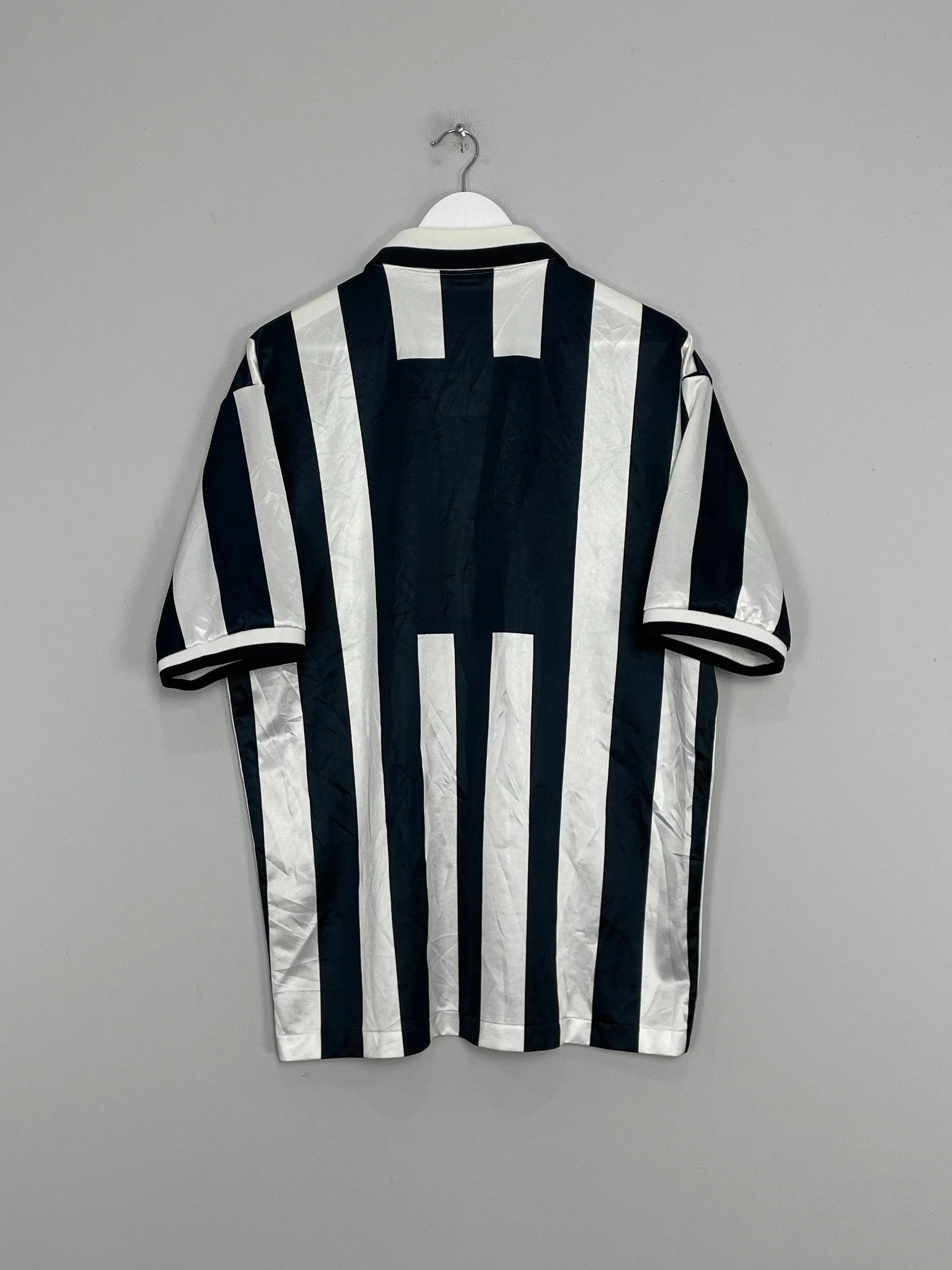 1995/96 JUVENTUS HOME SHIRT (L) KAPPA