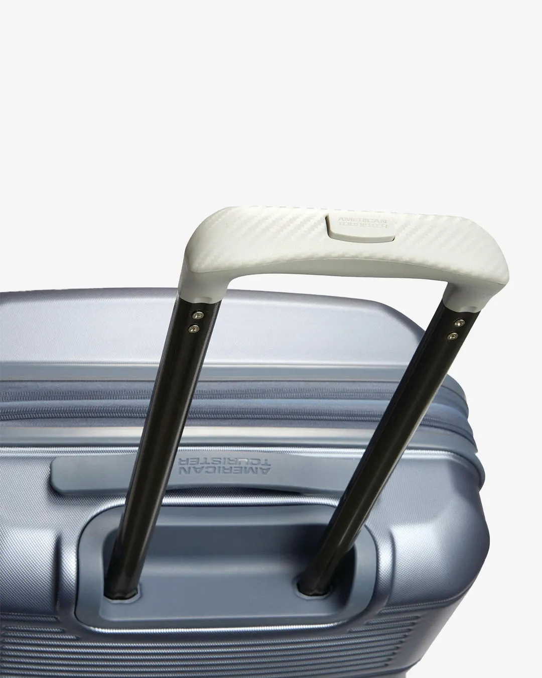 American Tourister Stratum 2.0 Spinner (MEDIUM)
