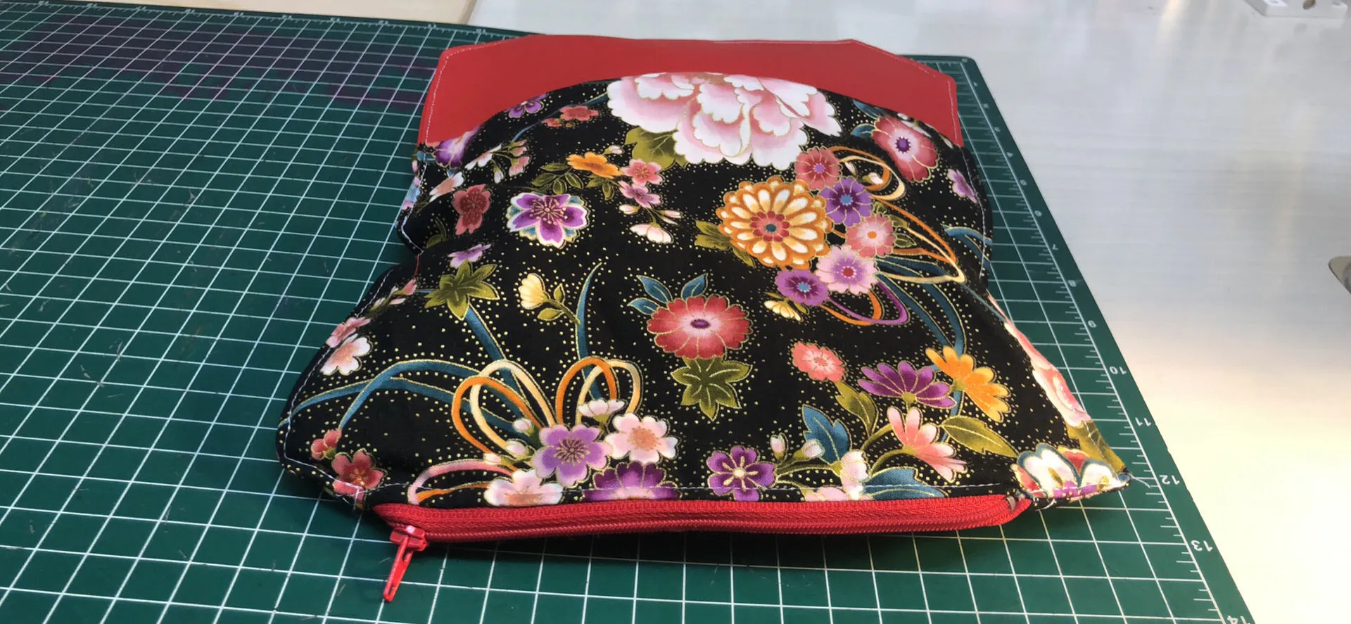 Clutch purse