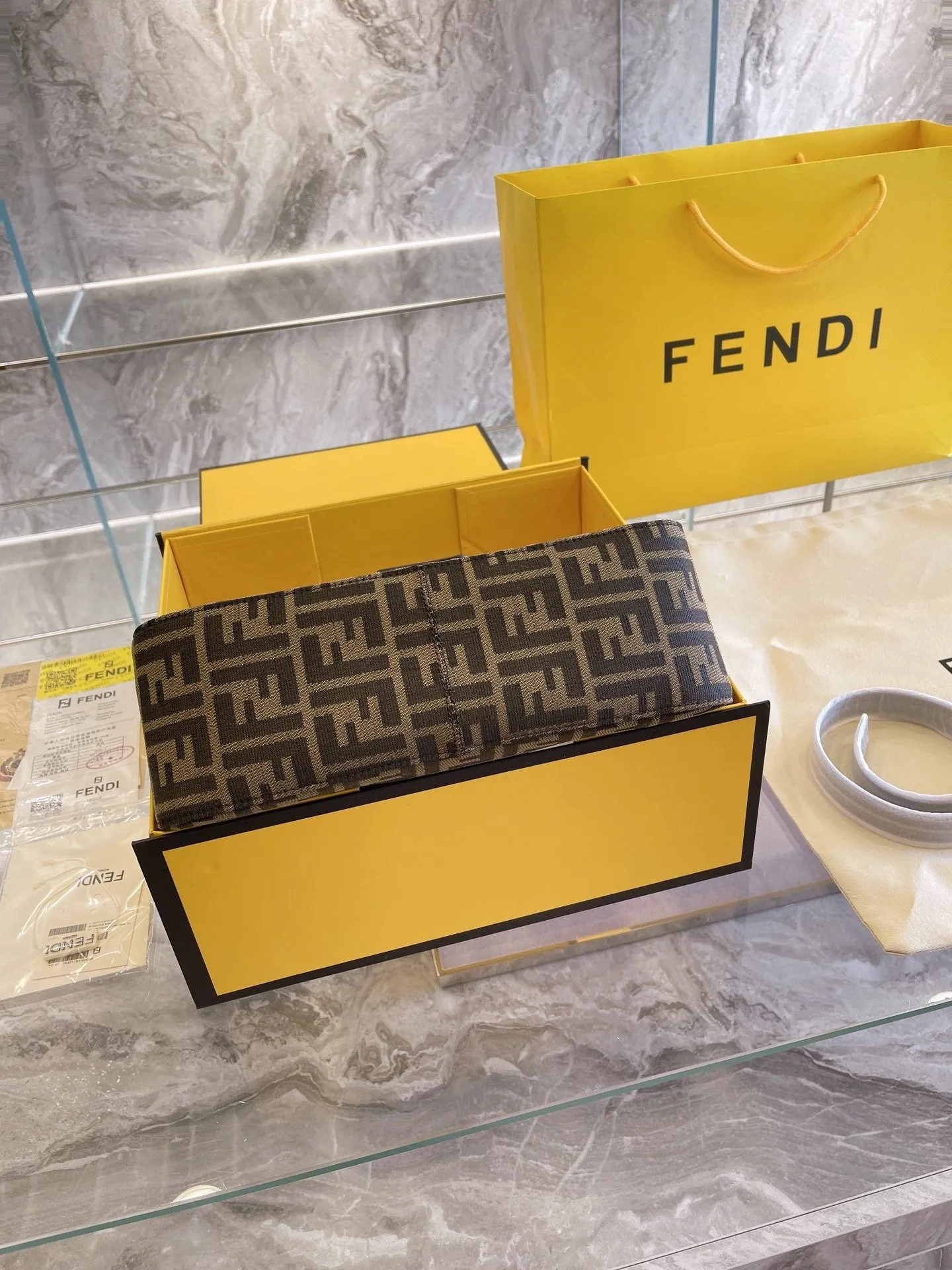 EN   Designer bags by Fendi 201