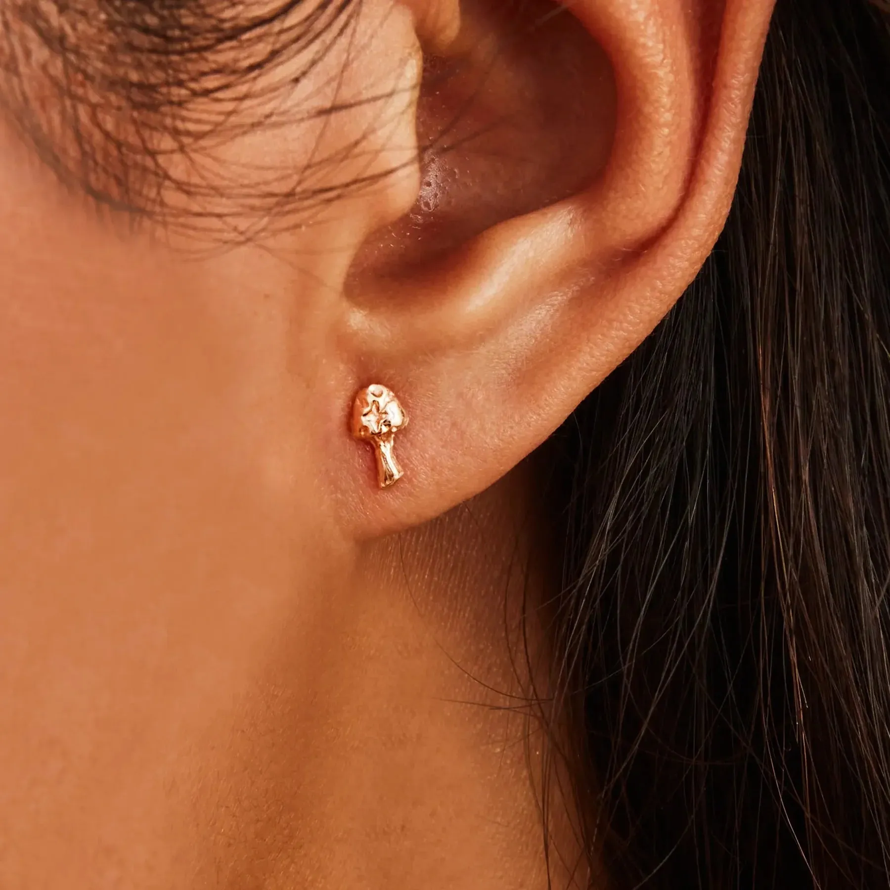 Enchanted Spirit Mushroom Earring (14K Gold)