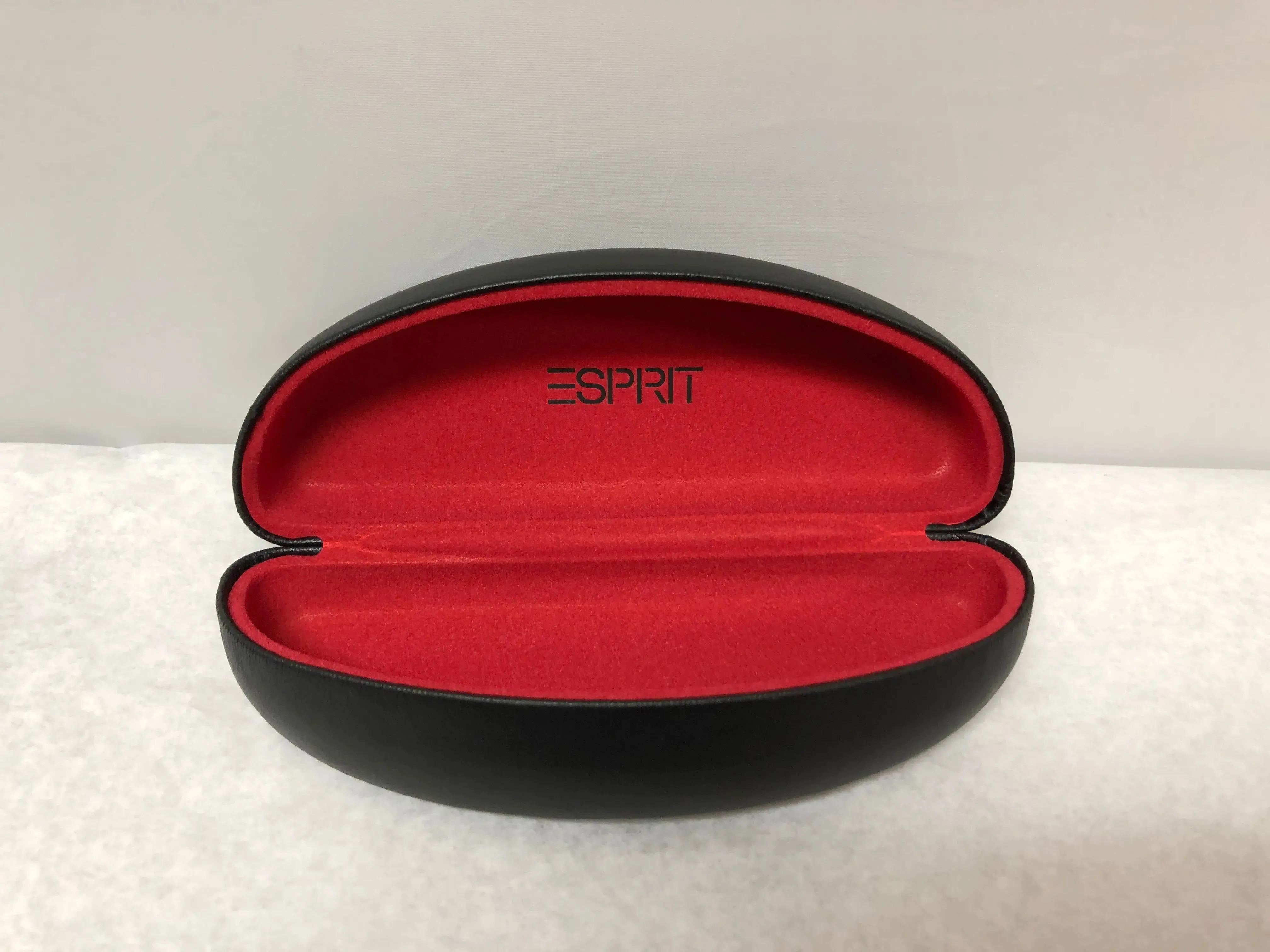 Esprit Black with Red Liner Optical Eyeglasses Hard Case | KMOPT-52
