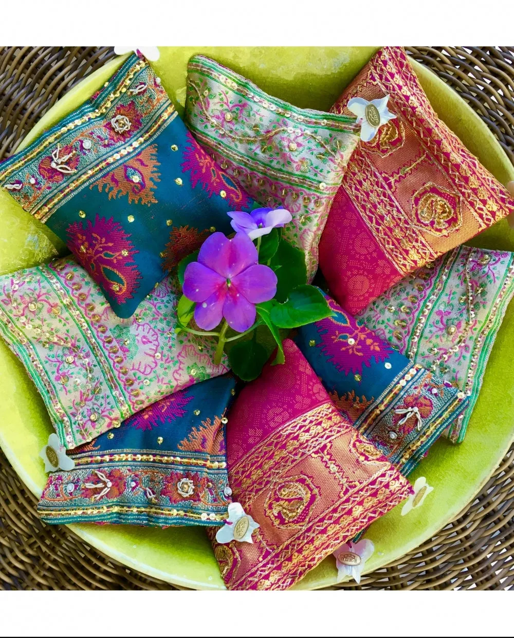 GARDEN OF EARTHLY DELIGHTS ORGANIC LAVENDER SCENTED SACHET