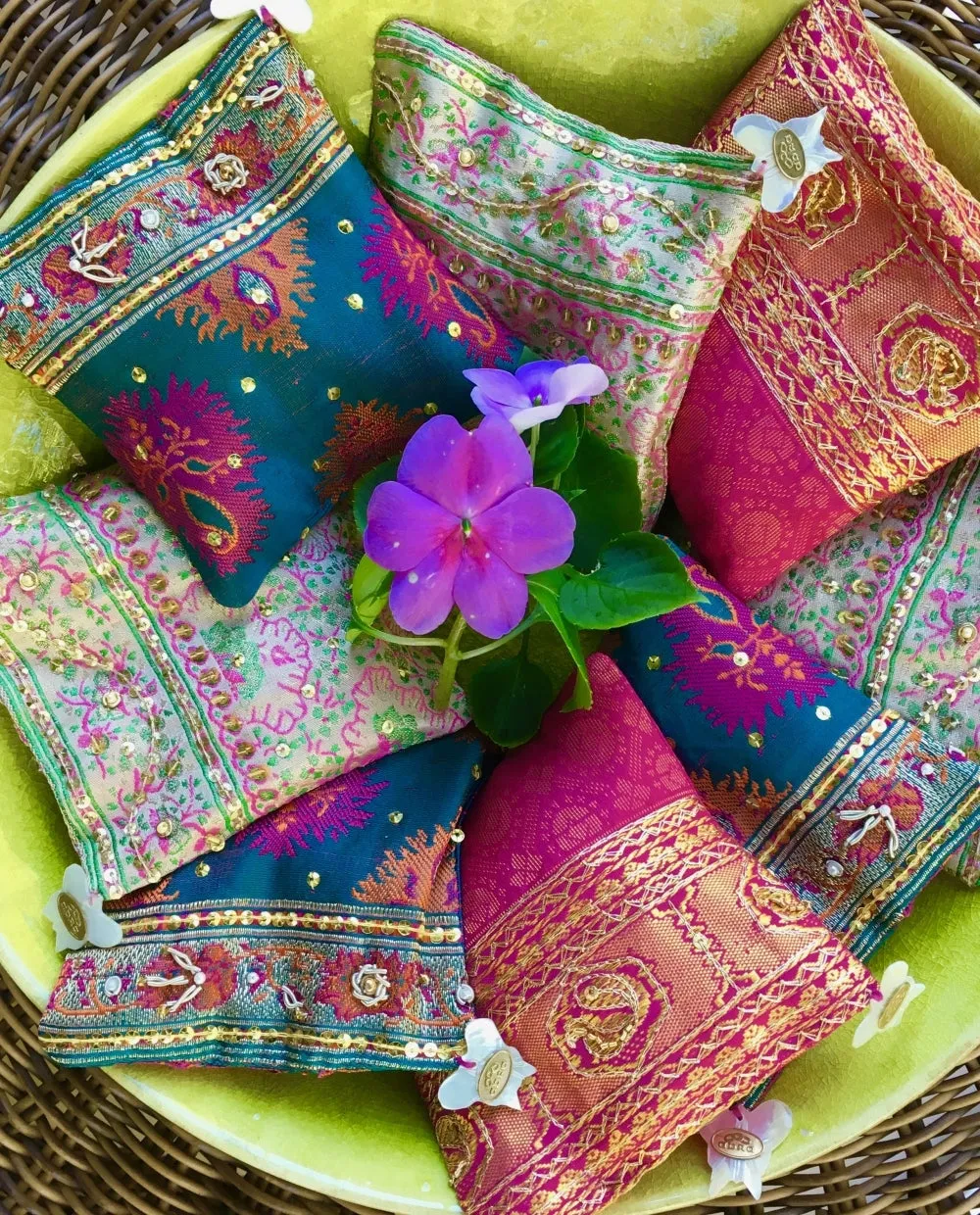 GARDEN OF EARTHLY DELIGHTS ORGANIC LAVENDER SCENTED SACHET