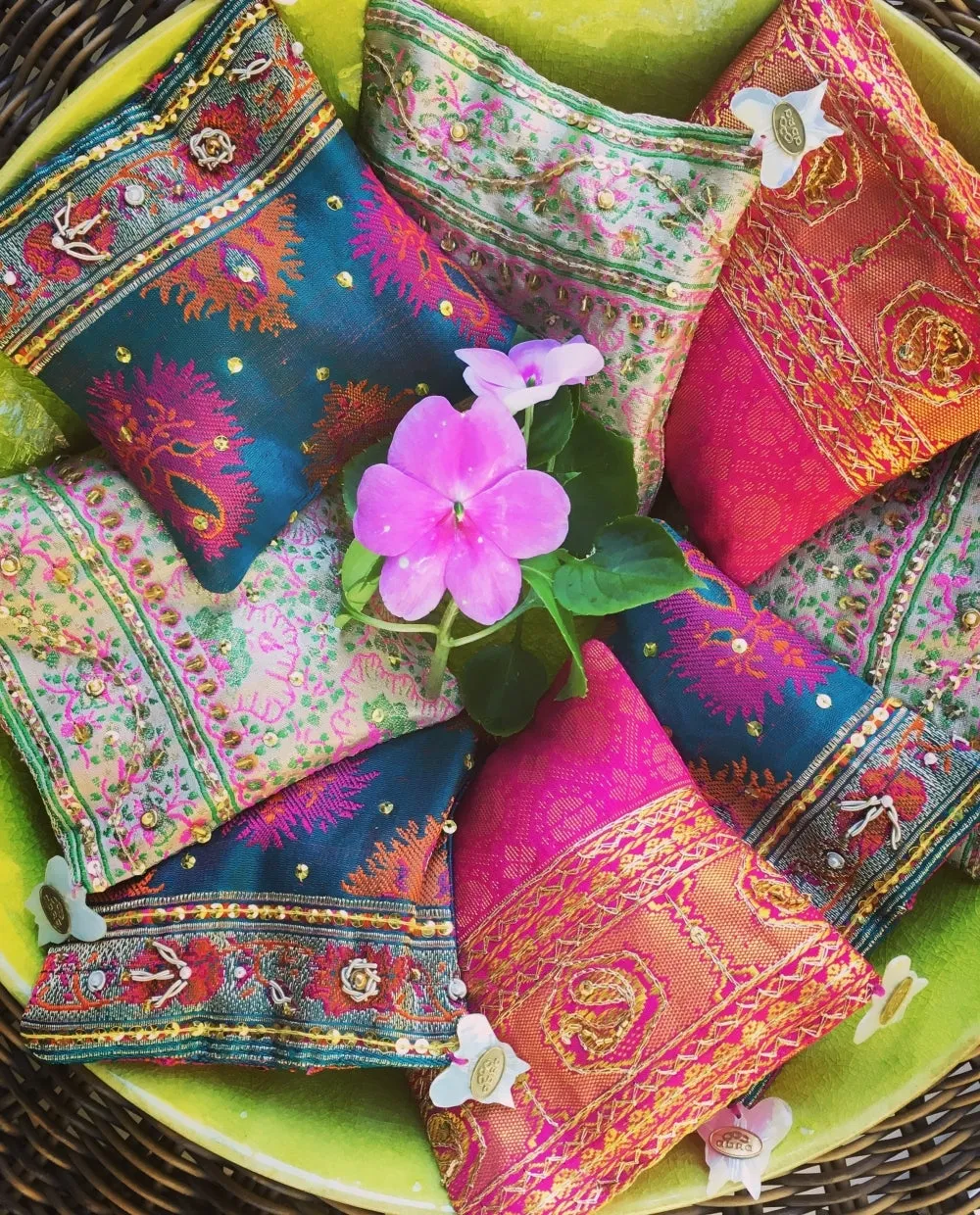 GARDEN OF EARTHLY DELIGHTS ORGANIC LAVENDER SCENTED SACHET