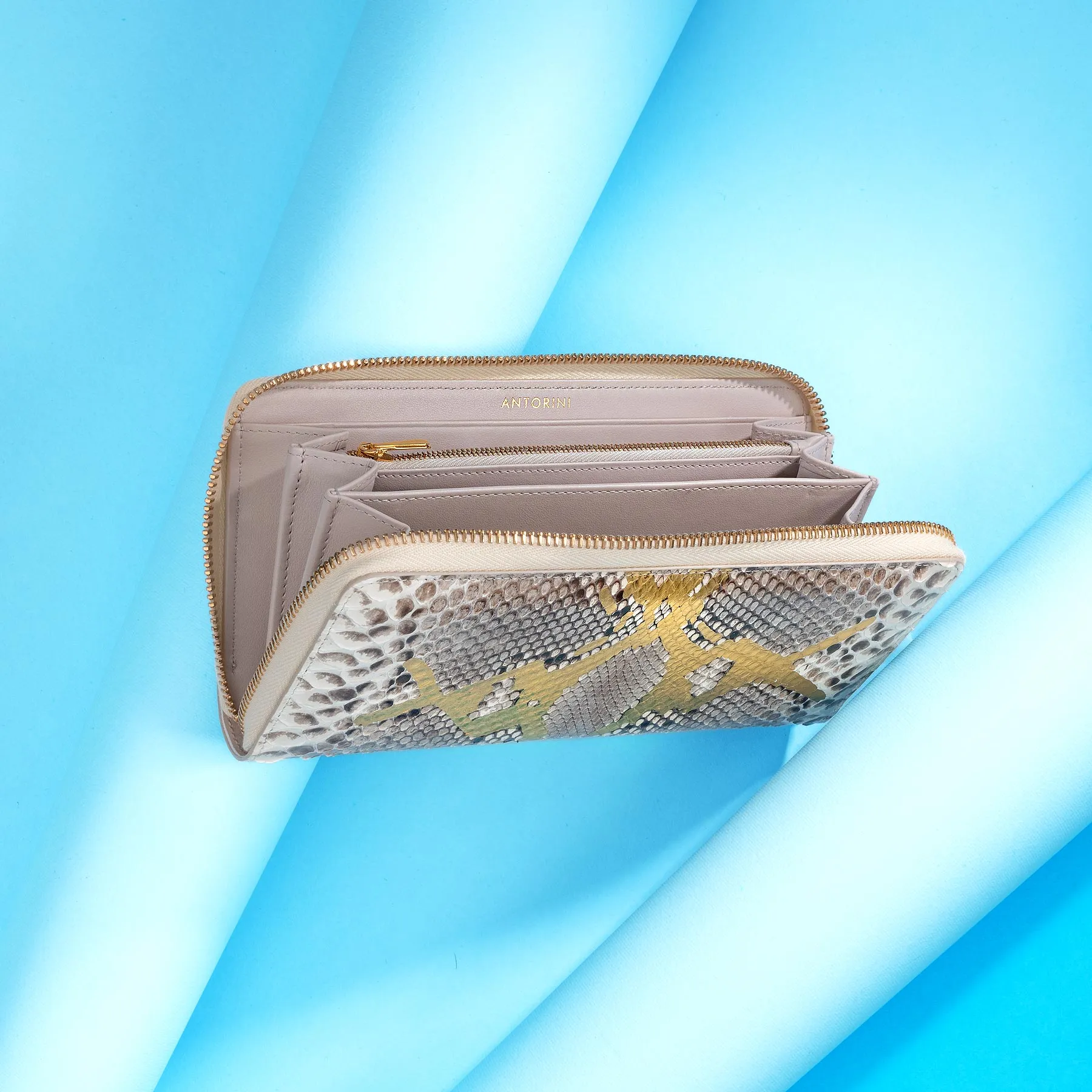 Ladies Snakeskin Purse, Grey & Gold