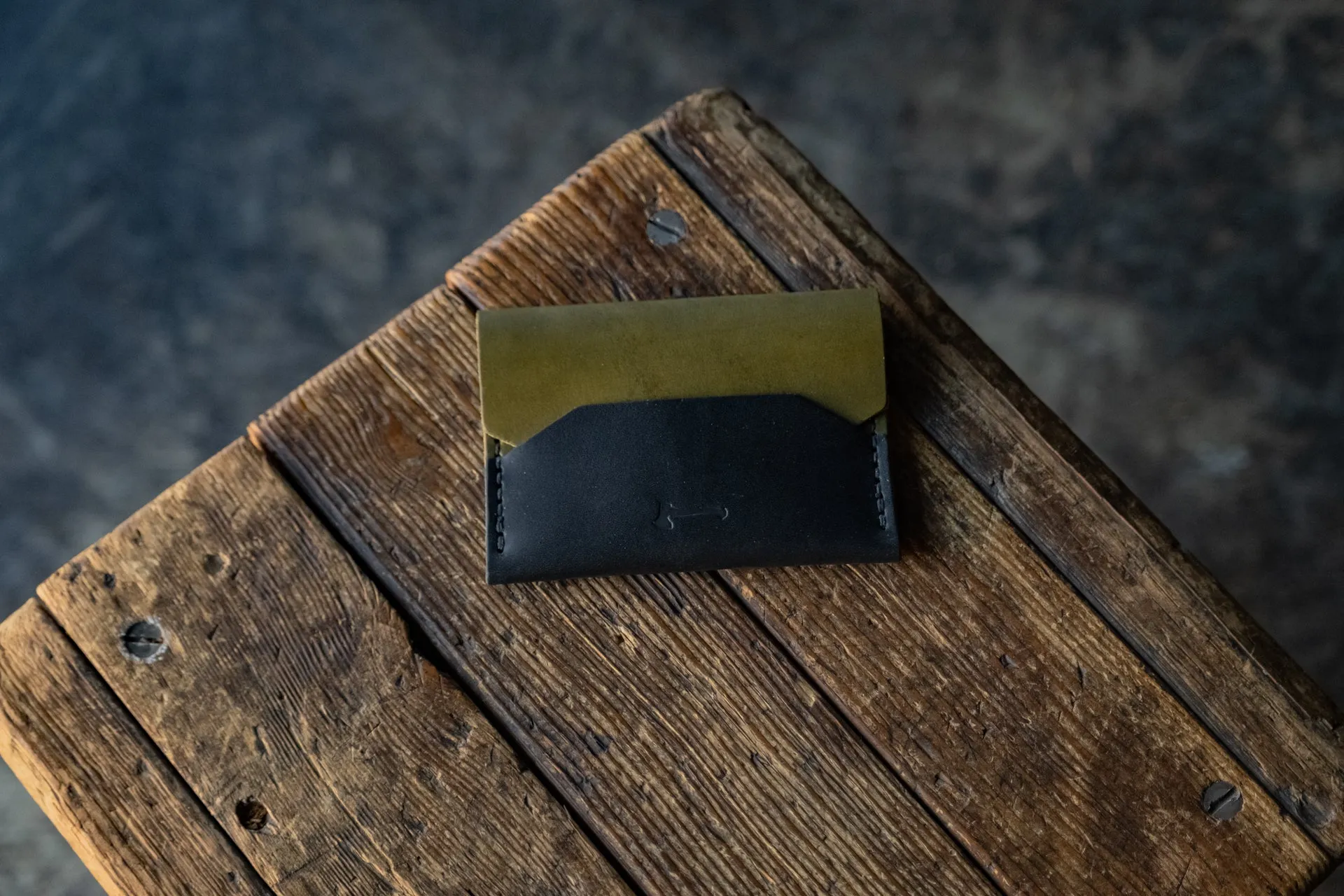 LIMITED - Olive Black