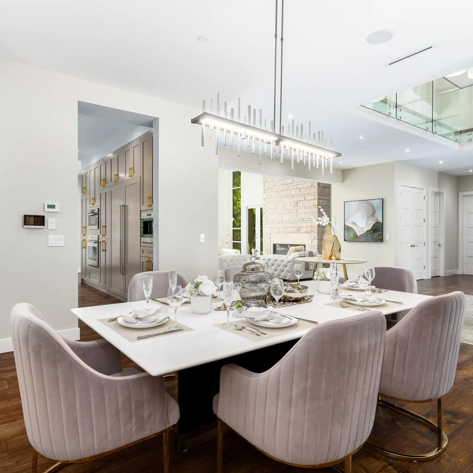 MASSA Velvet Dining Chair