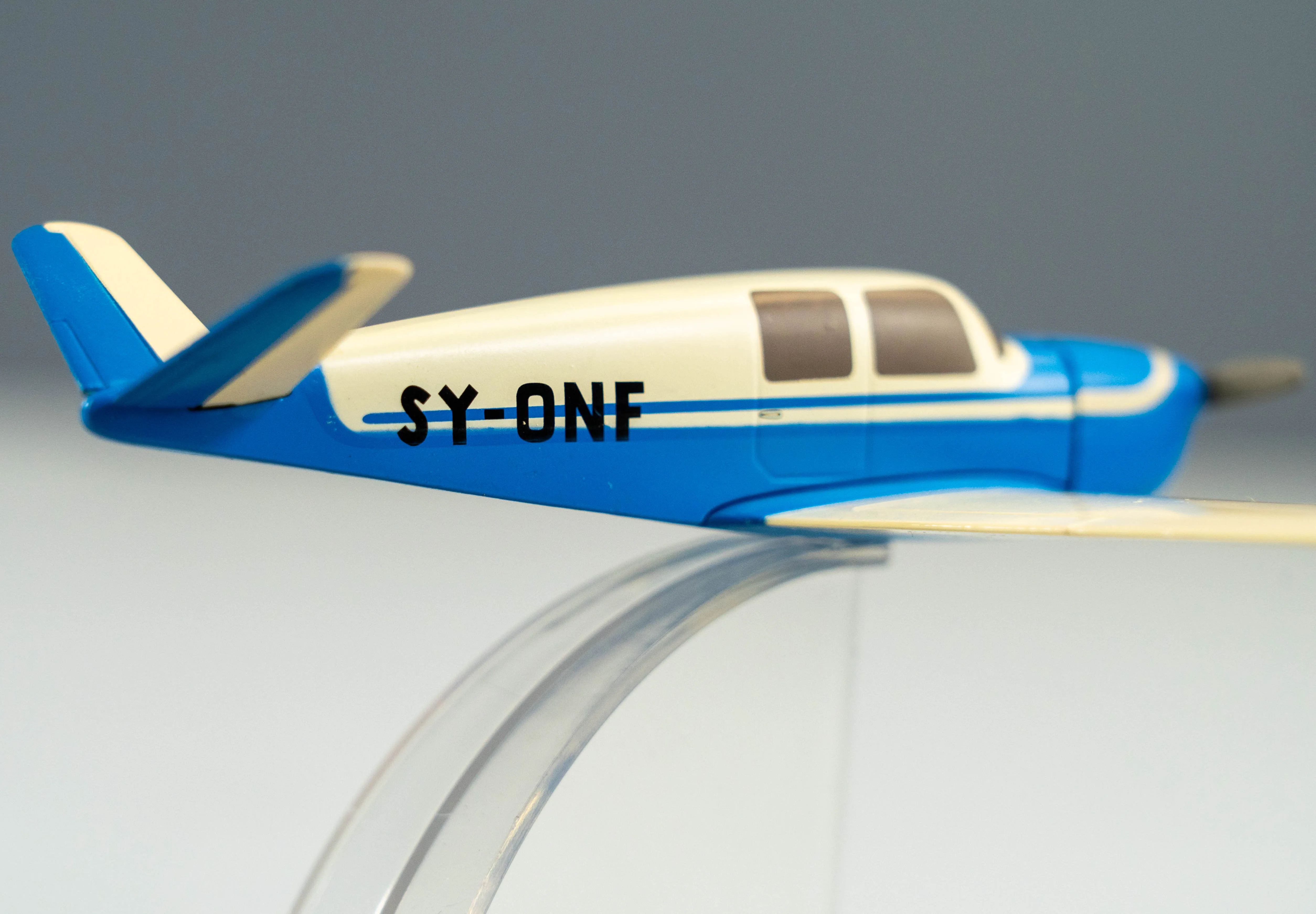 MOULINSART TINTIN AVION 29539 Kidnapper Plane Calculus Affair Hachette Model #19