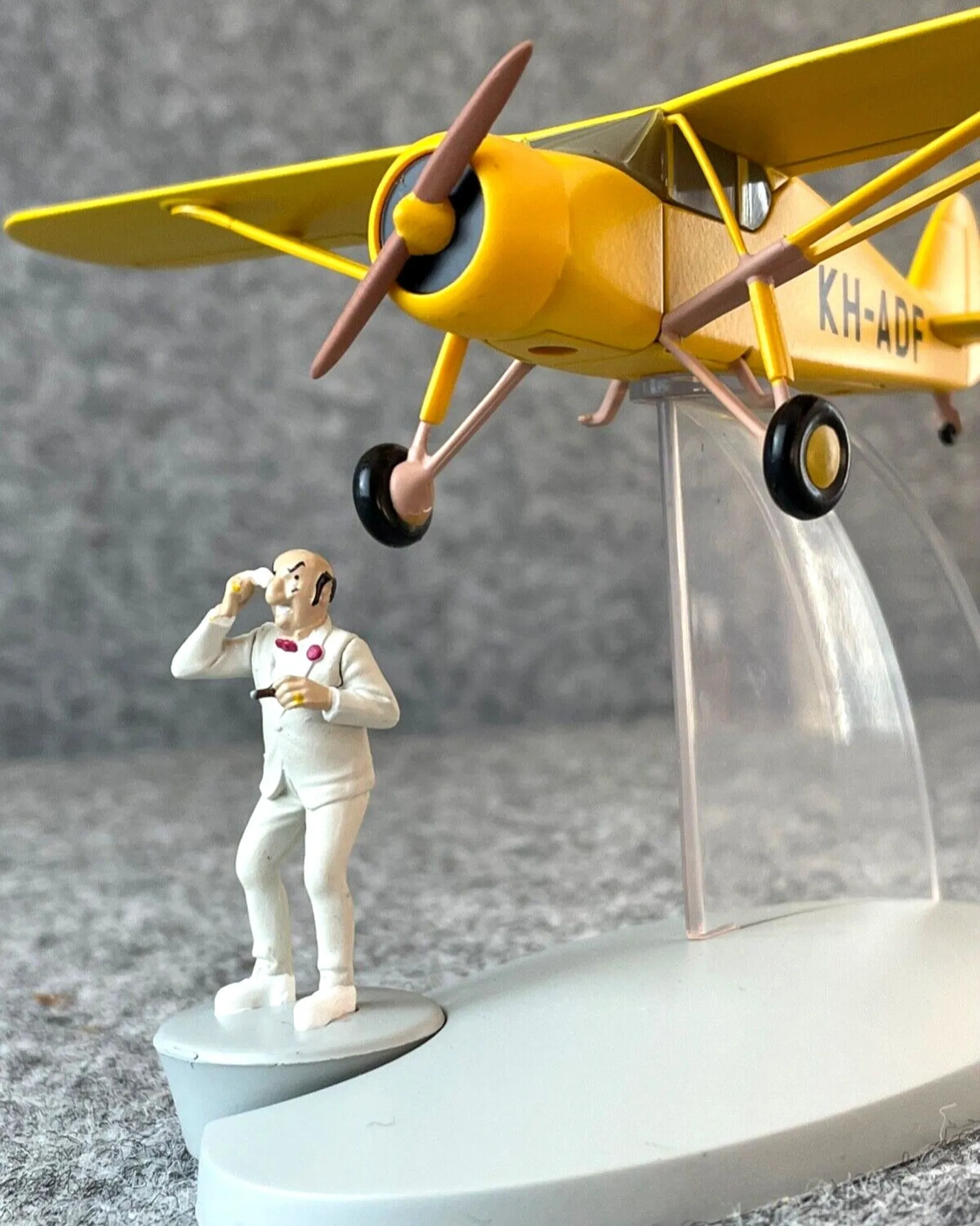 MOULINSART TINTIN Plane 29533 Albatros Recon: Red Sea Sharks Hachette Avion #13