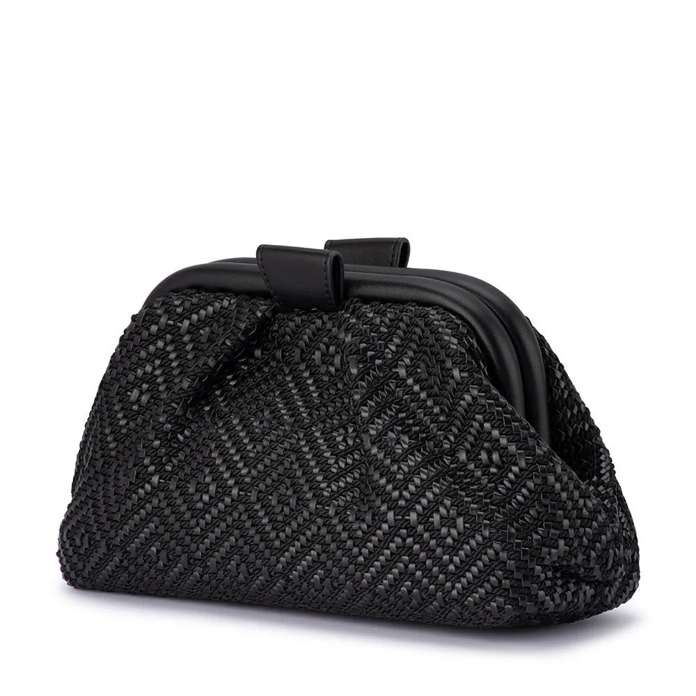 OB4805 MINKI GATHERED WOVEN CLUTCH