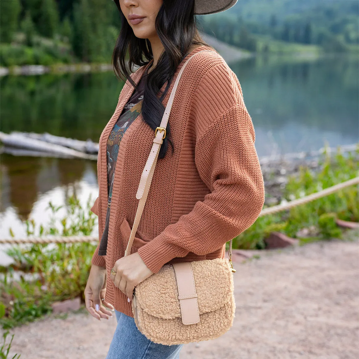 Sherpa Purse in Camel