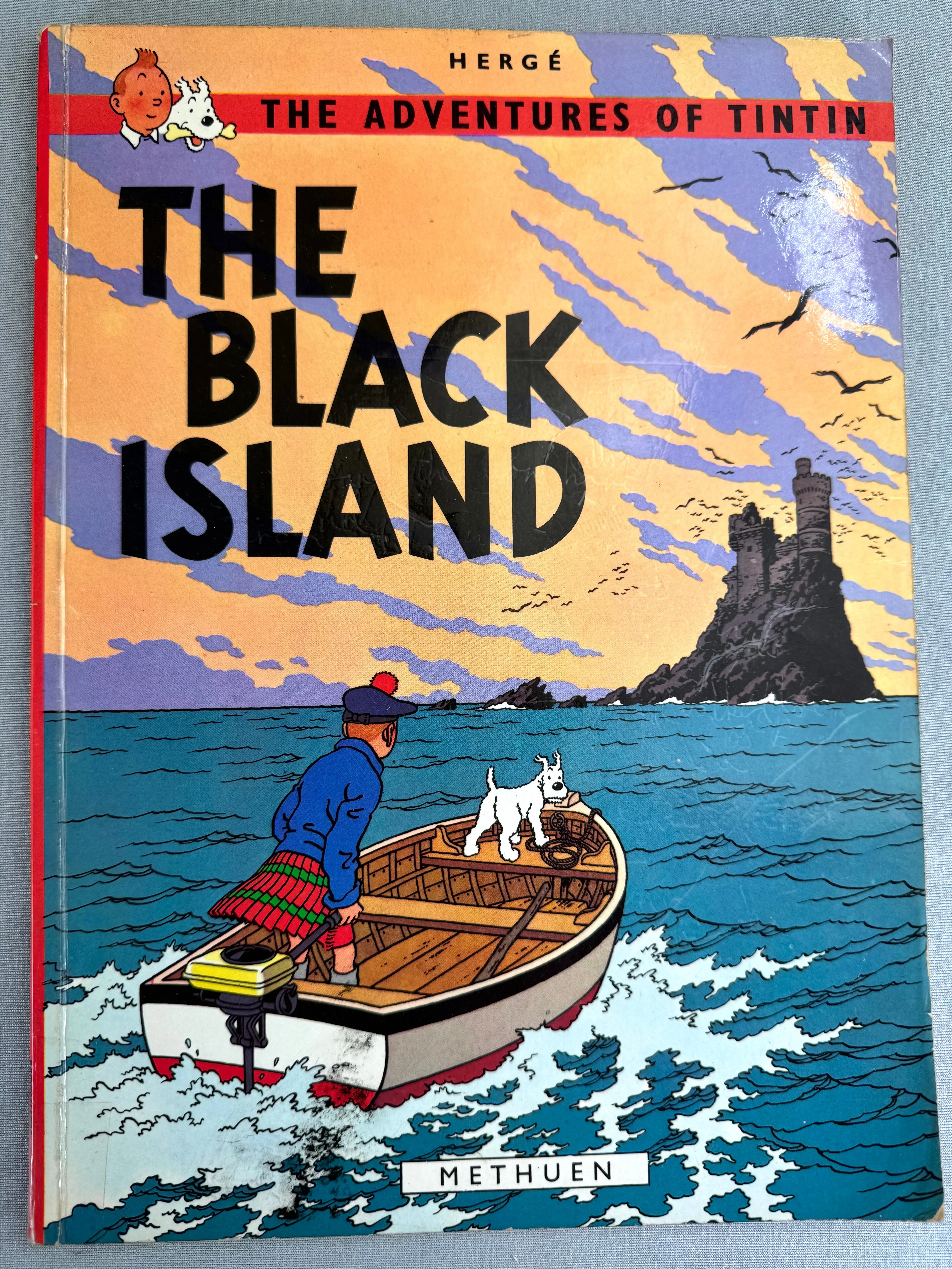 The Black Island - Methuen 1972 1st UK Paperback Edition Rare Tintin Book Herge