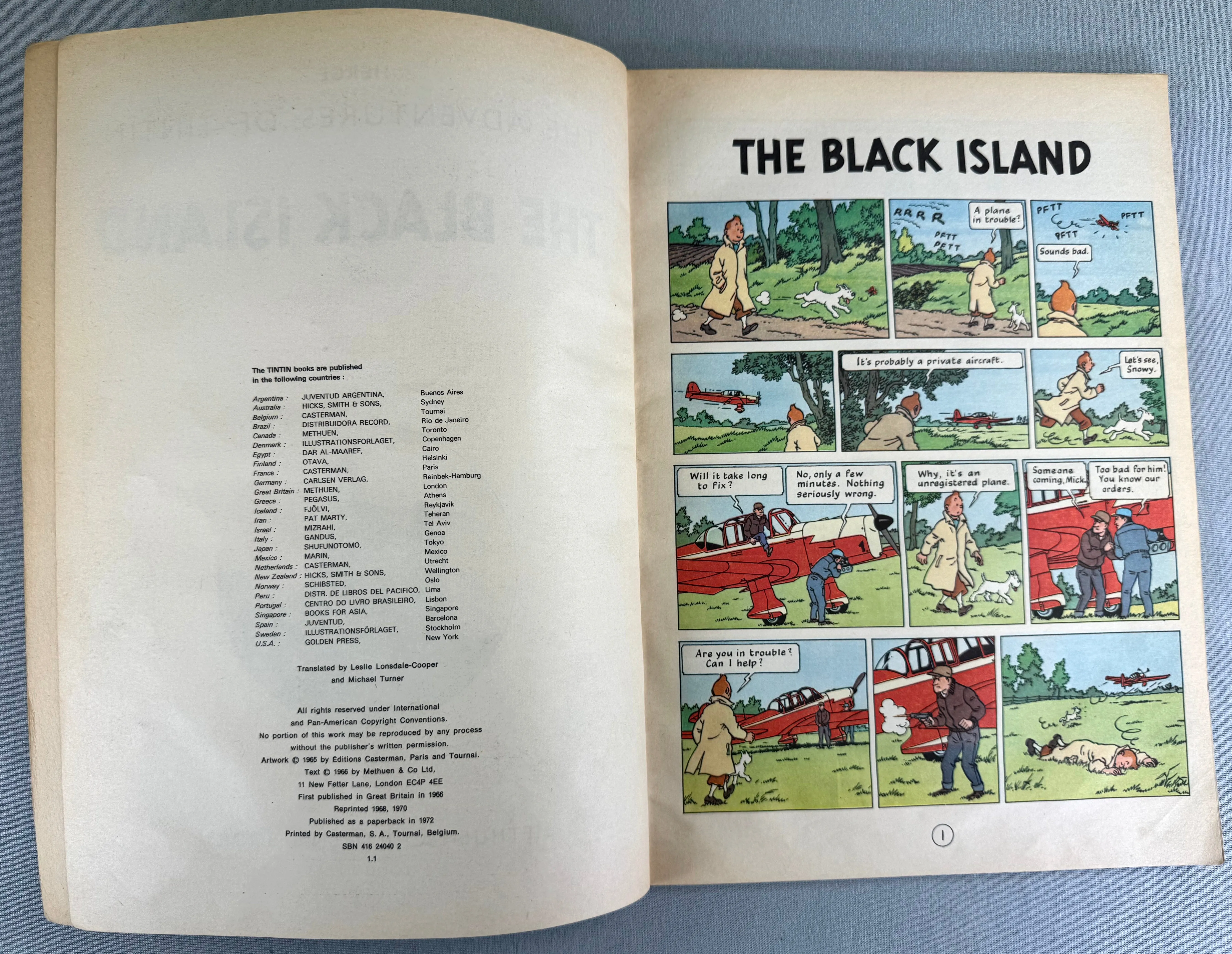 The Black Island - Methuen 1972 1st UK Paperback Edition Rare Tintin Book Herge