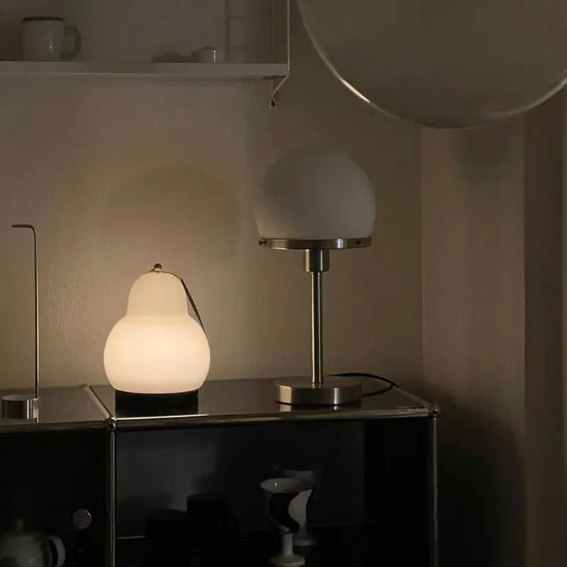 Yeolmae Portable Lamp