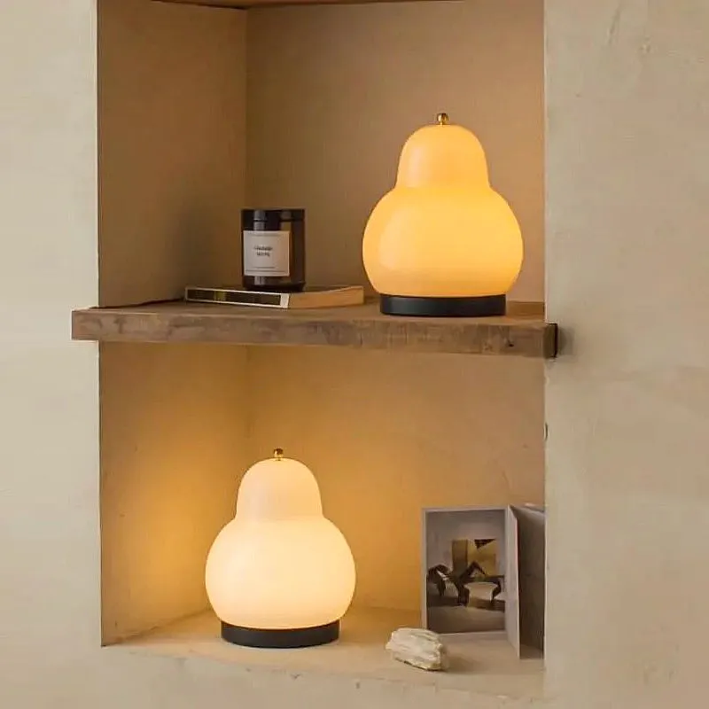 Yeolmae Portable Lamp
