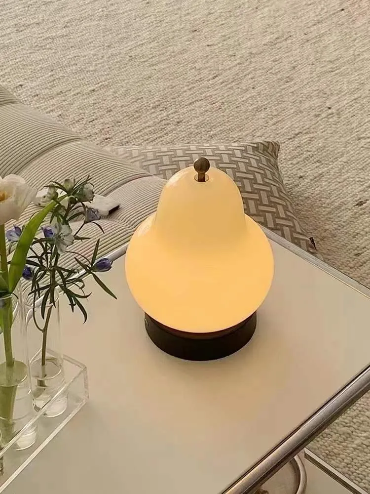 Yeolmae Portable Lamp
